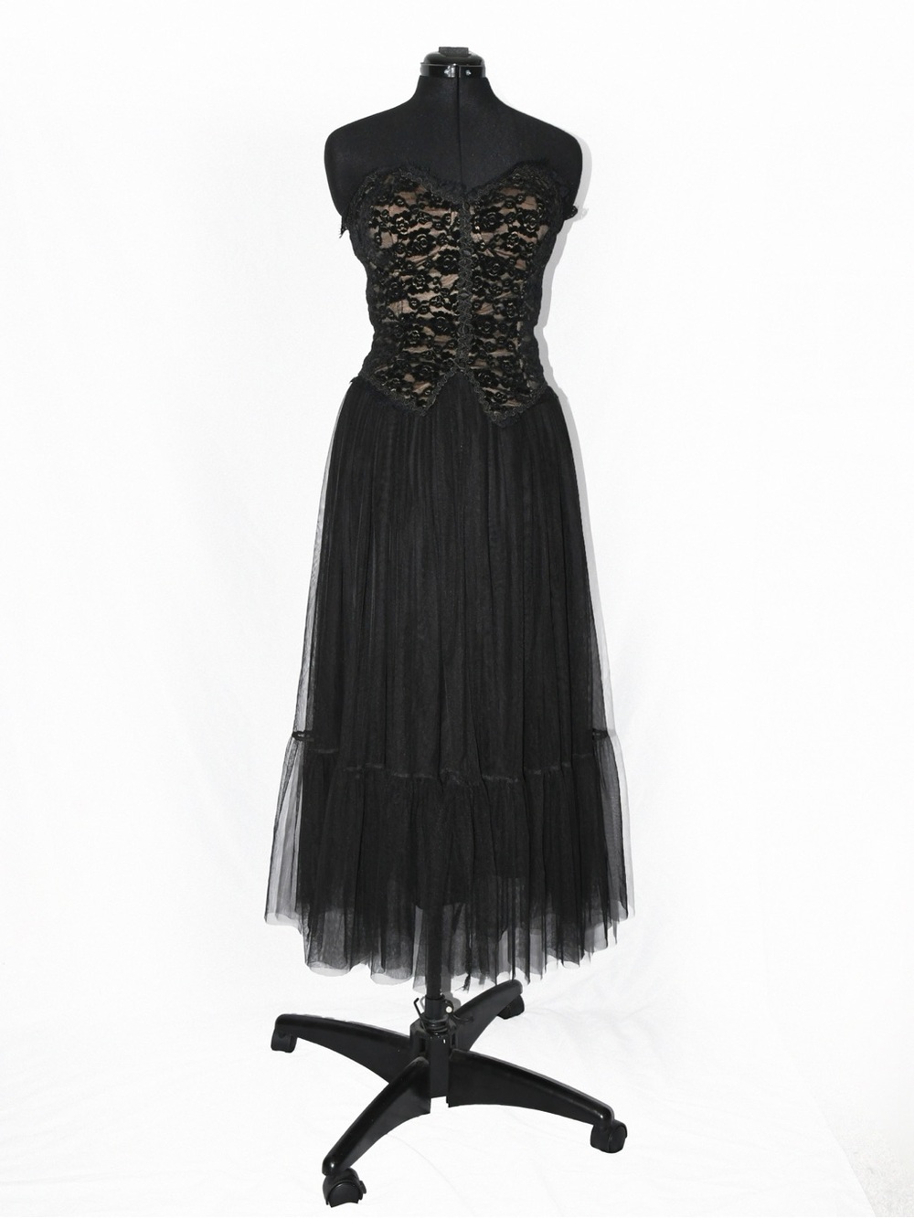 Strapless Black Lace Corset Tulle Skirt Set - Picture 11 of 11